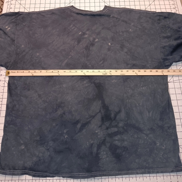 Gildan Tie-Dye Wolf tee, 3XL, gray and black, great condition - Picture 3 of 3
